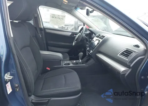 2019 Subaru Outback 2.5I Premium z USA, uszkodzony, nr VIN 4S4BSAFCXK3261837